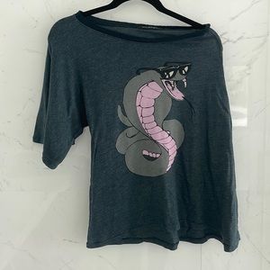 Wildfox Off The Shoulder Snake shirt